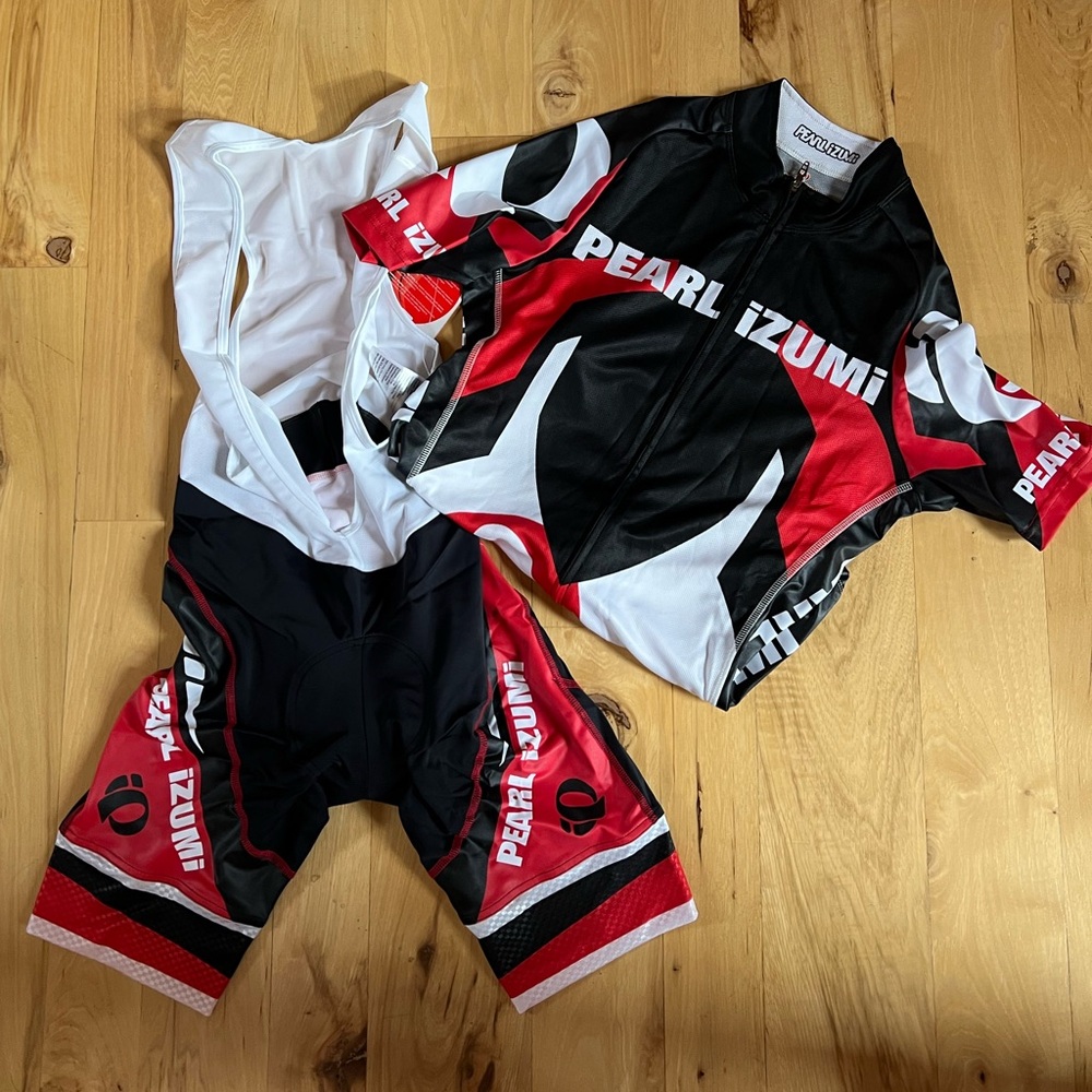 Pearl Izumi PRO cycling shorts and jersey